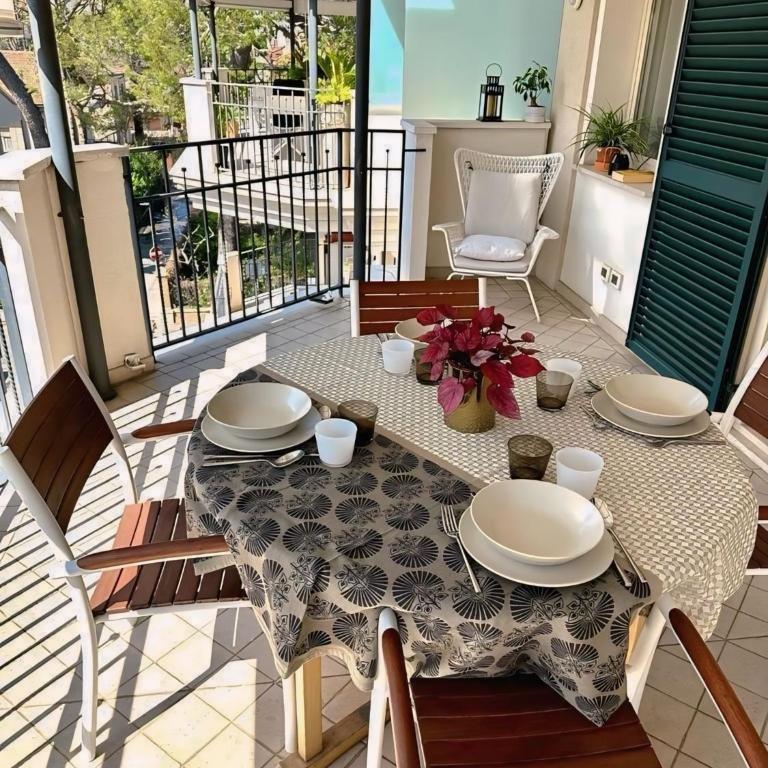 Luxury Suites Collection - Ponchielli 19 - Two-Bedroom Apartment - 11