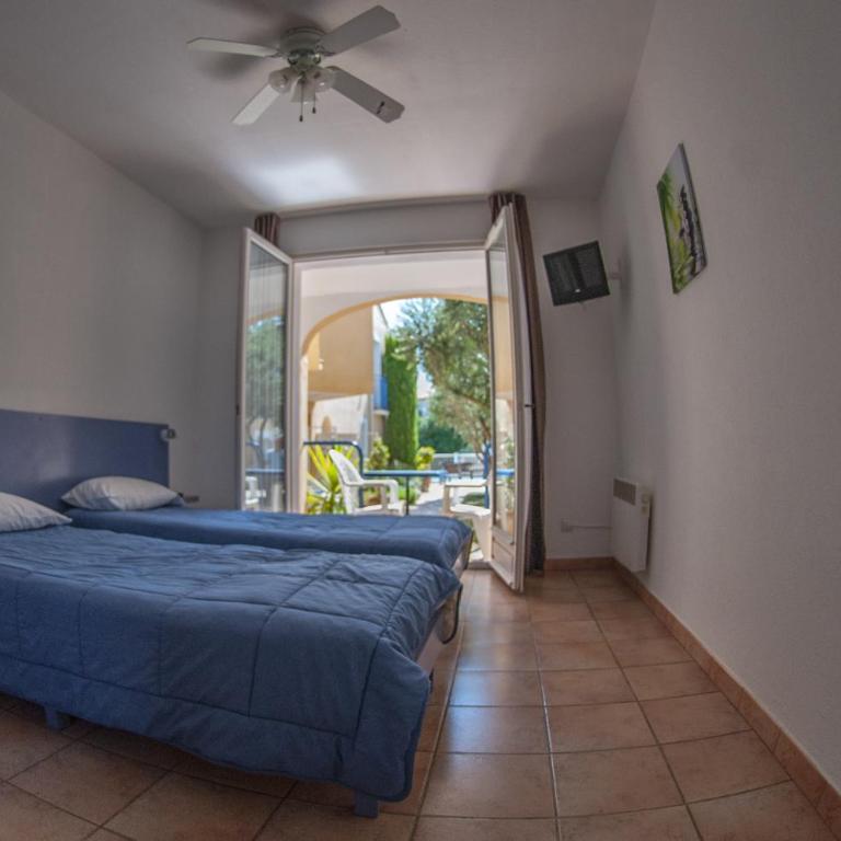 Hôtel Le Leukos - Studio with Unfurnished Juliet Balcony or Terrace - 2 Adults - 10