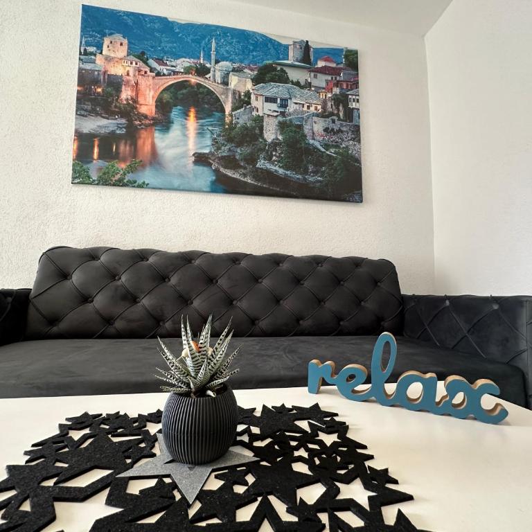 Galaxy Apartment near Old Brige - Two-Bedroom Apartment - 35