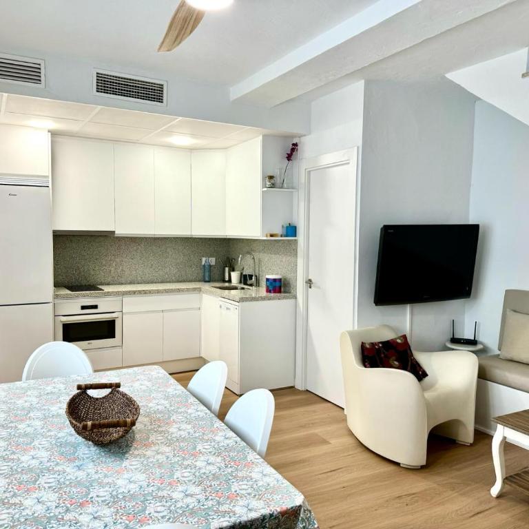 LAS CASAS DE MAR ZAHARA PUEBLO - Three-Bedroom House - 7