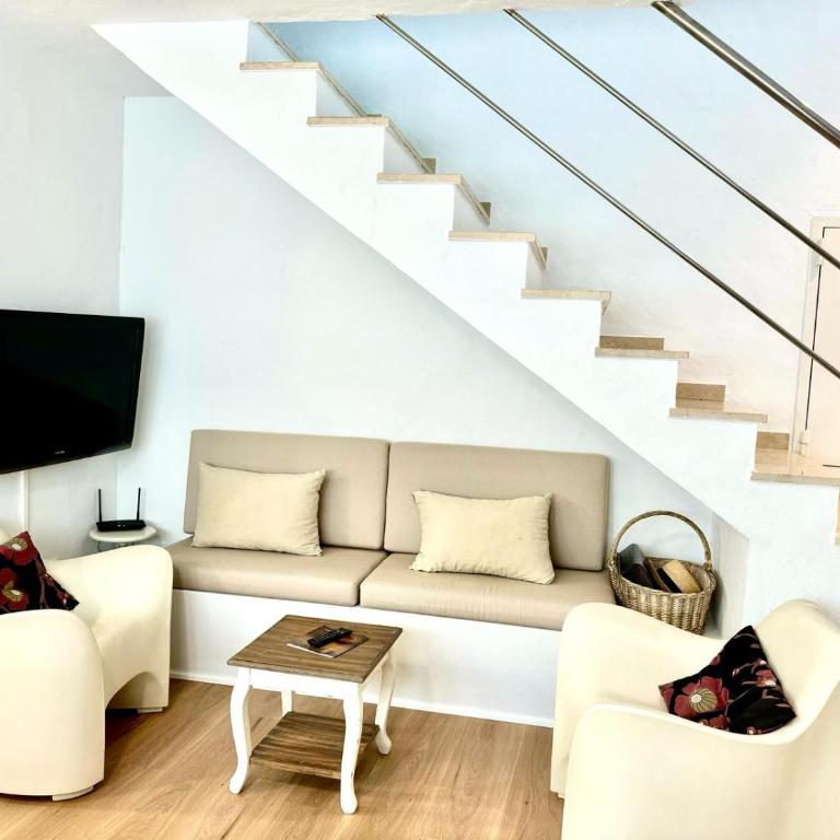 LAS CASAS DE MAR ZAHARA PUEBLO - Three-Bedroom House - 8
