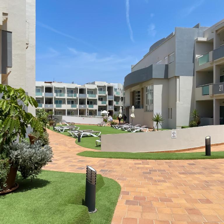 Paradise Palms I Deluxe, incl. Welcome Package - One-Bedroom Apartment - 77