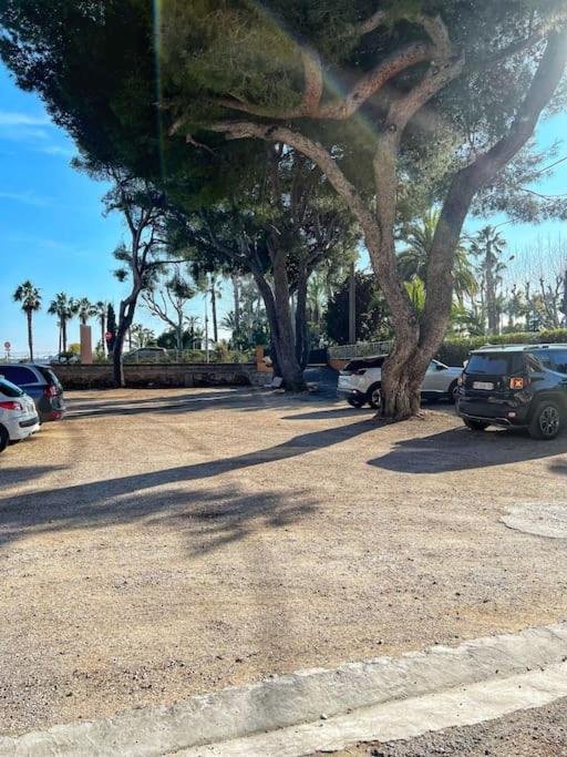 Studio L'Azur, Sanary centre avec parking, Vue mer, Climatisation - Studio mit Meerblick - 9