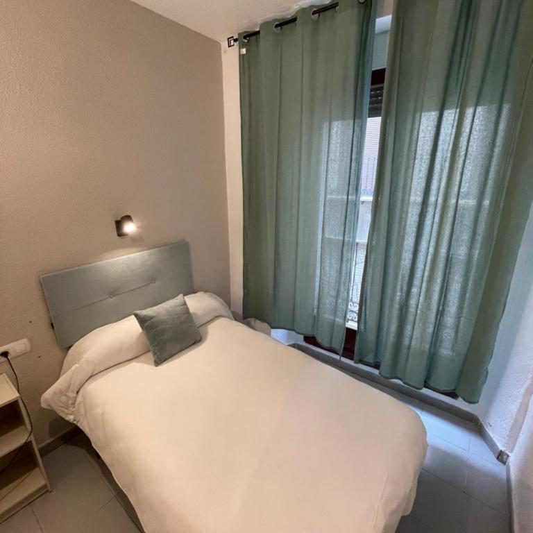 Sueños de Lorca Guest House - Single Room with Private Bathroom - 6