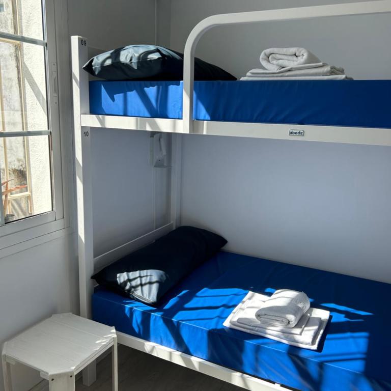 Albergue SCQ - Cama en habitación compartida mixta de 8 camas - 7