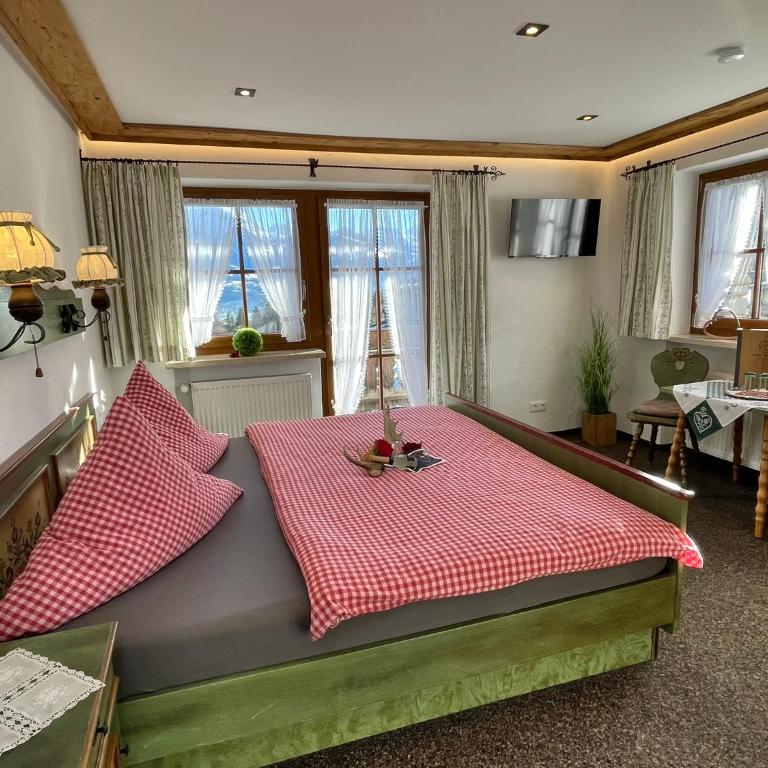 Pension Loiplstüberl - Doppelzimmer mit Bergblick - 16