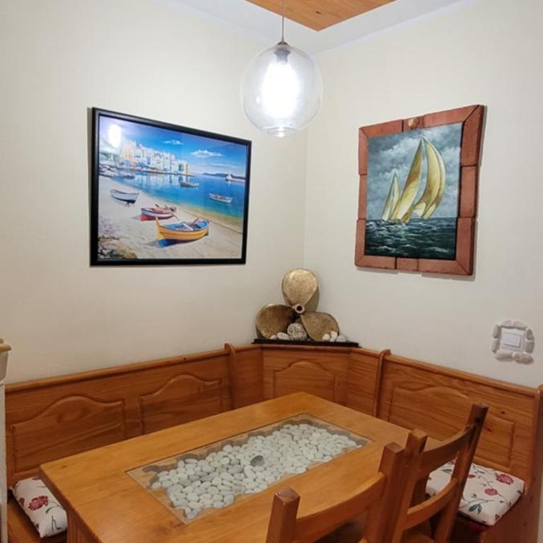 Townhouse, Adosado con Encanto -130 m2 - WiFi 600 Mb - Community Pool - Private patio - Two-Bedroom House - 28