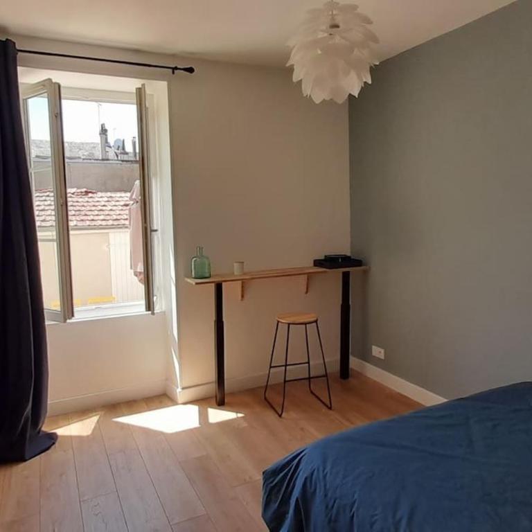 Bel appartement rez-de-chaussée cour proche centre - Appartement 1 Chambre - 6
