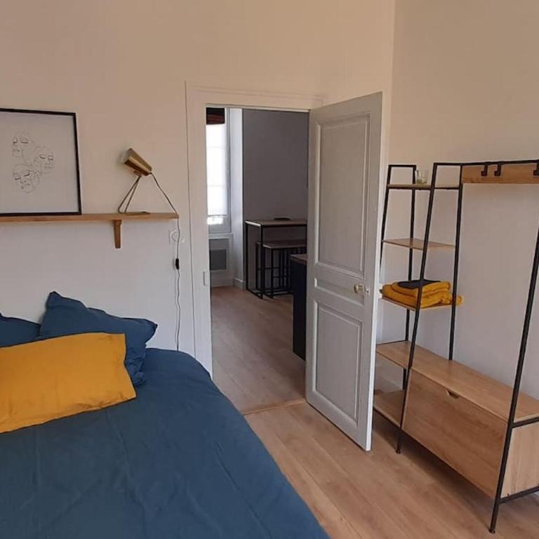 Bel appartement rez-de-chaussée cour proche centre - Appartement 1 Chambre - 7