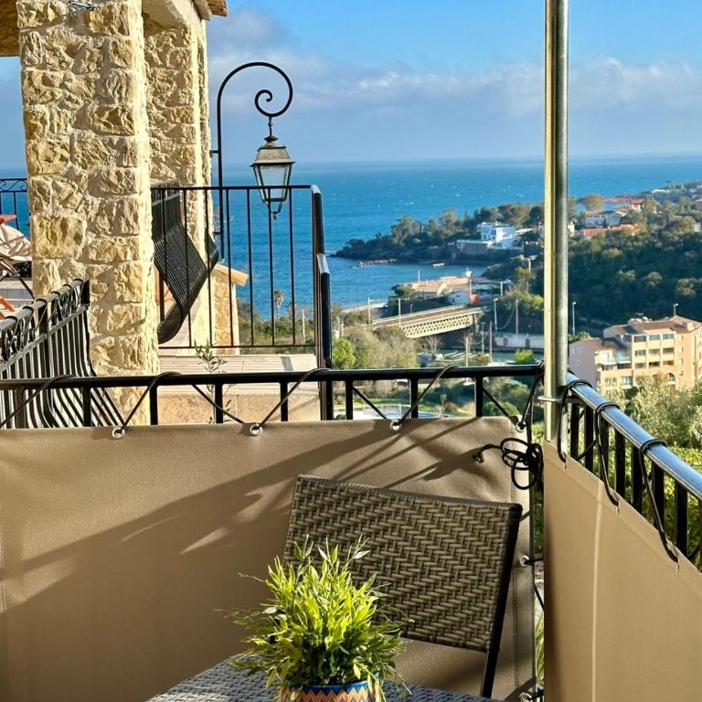 Villa Grand Baie - Studio "Colibri" with Partial Sea View - 11