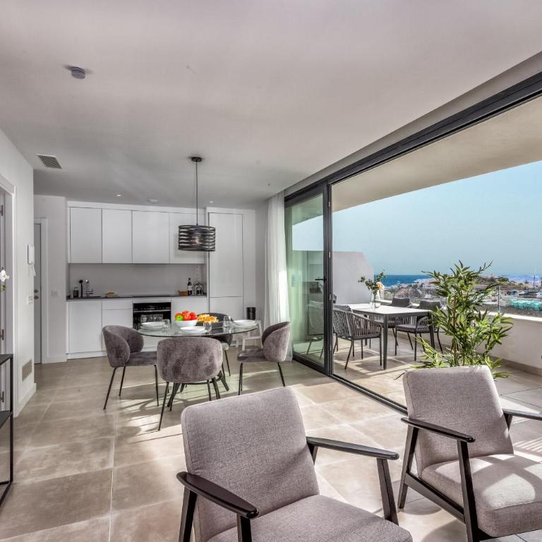 ViVi Homes - Carma Pool, Terrace, Garden & Beach - Apartment with Sea View - 19