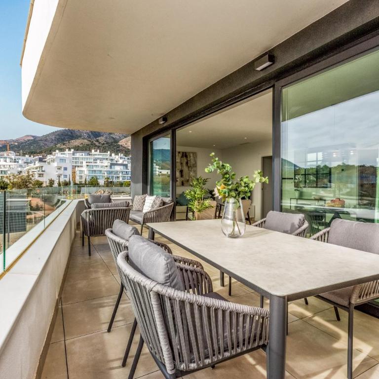 ViVi Homes - Carma Pool, Terrace, Garden & Beach - Apartment with Sea View - 9