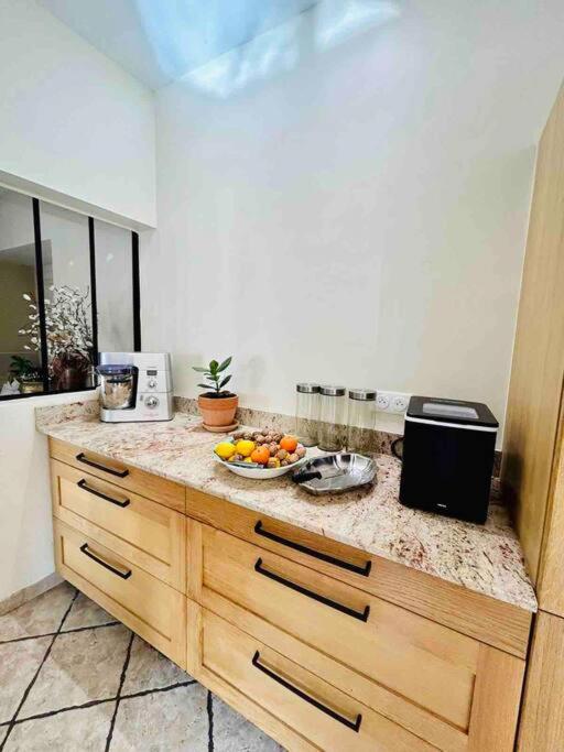 « Côté jardin » Central/Piscine/Jacuzzi/Parking - Maison 6 Chambres - 18