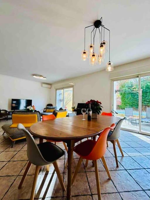 « Côté jardin » Central/Piscine/Jacuzzi/Parking - Maison 6 Chambres - 27