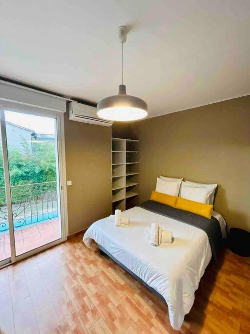 « Côté jardin » Central/Piscine/Jacuzzi/Parking - Maison 6 Chambres - 31
