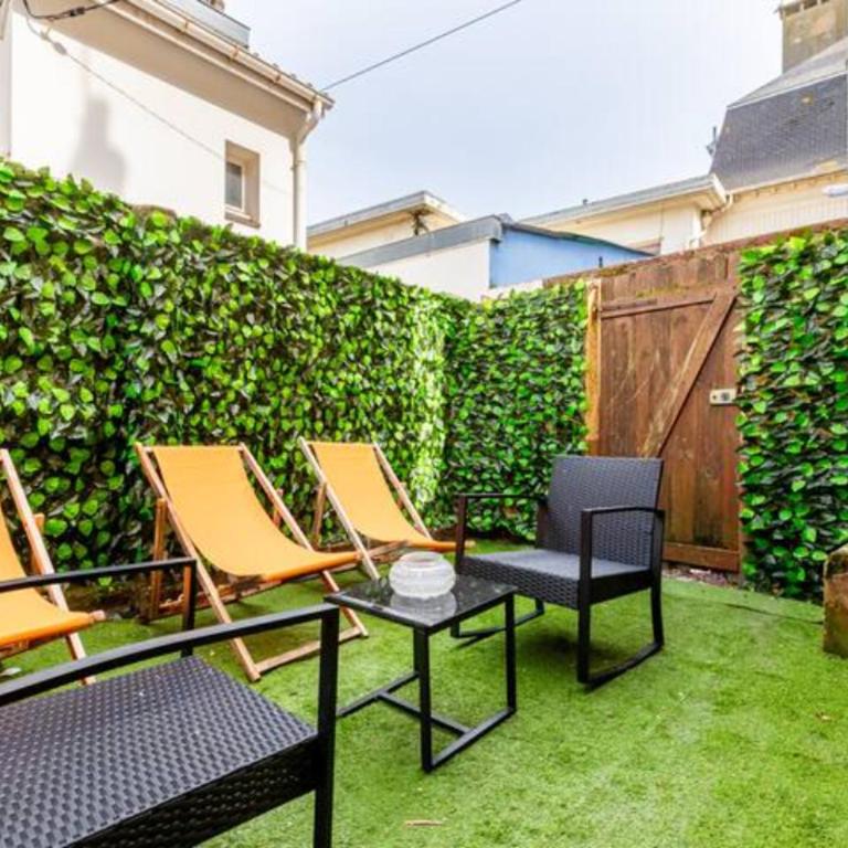 ++++ CENTRAL charmant 70m2 avec balcon, mer à 200 m et rue piétonne à 300 m ++++ - Two-Bedroom Apartment - 18