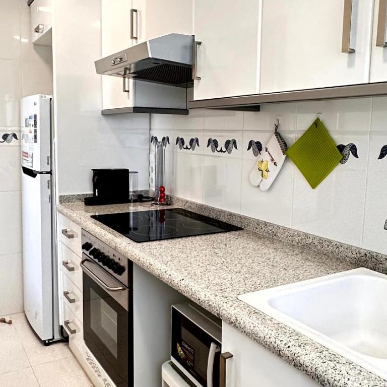 Athenea Playa Grandia - Alquiler solo a familias - Apartamento de 2 dormitorios - 22