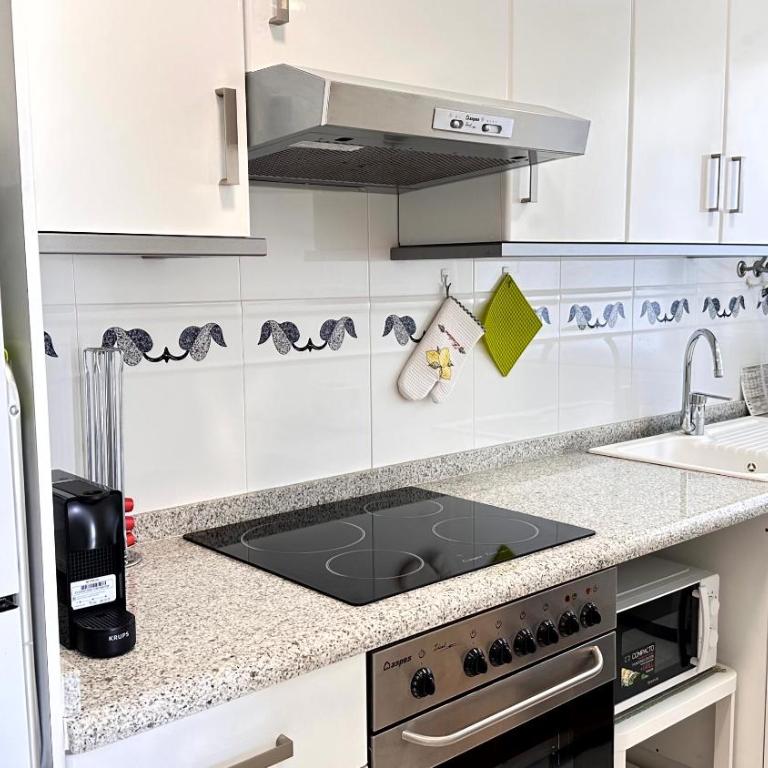 Athenea Playa Grandia - Alquiler solo a familias - Apartamento de 2 dormitorios - 25