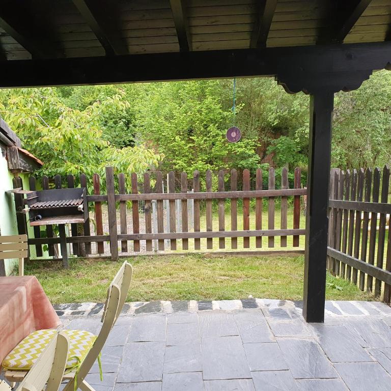 vivienda vacacional con jardín y barbacoa - Apartamento de 1 dormitorio - 3