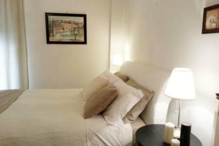Vomero Apartment - Appartamento con 2 Camere da Letto - 2