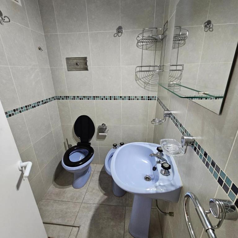 Departamento en Monte Hermoso a 1 cuadra del Mar - One-Bedroom Apartment - 8