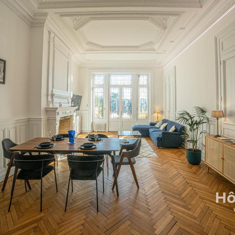 The "Heritage" Heart of Limoges Parking AC and Private Terrace - Appartement - 1