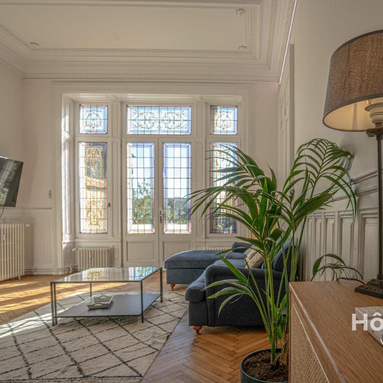 The "Heritage" Heart of Limoges Parking AC and Private Terrace - Appartement - 11