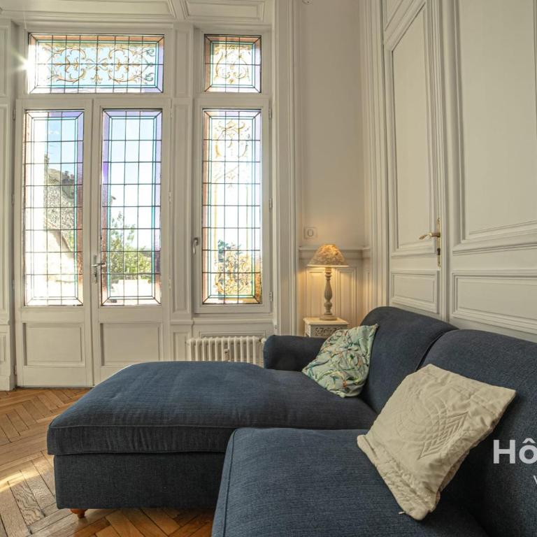 The "Heritage" Heart of Limoges Parking AC and Private Terrace - Appartement - 42