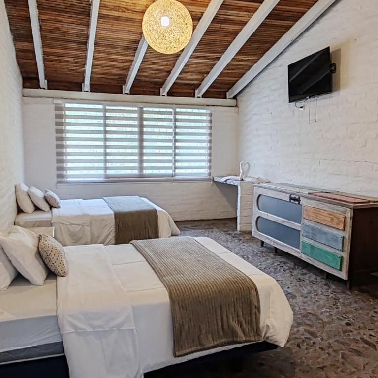 Rústic Quinta La Aurora - Habitación Doble - 2 camas dobles - 5