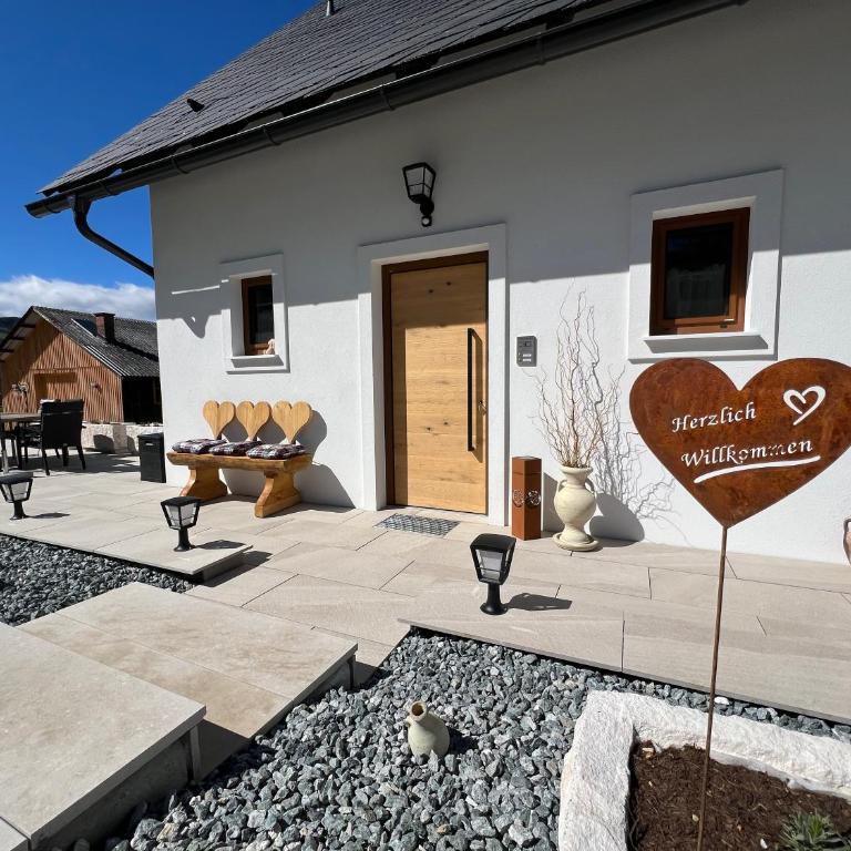 Sonnenschein Appartement- und Ferienhaus mit Stadel und Terrasse - Apartment - 1