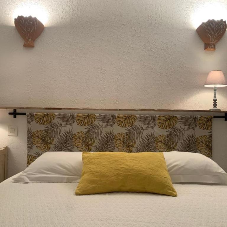 Bastide Sainte Agnès - Chambre Triple avec Salle de Bains Privative - 10