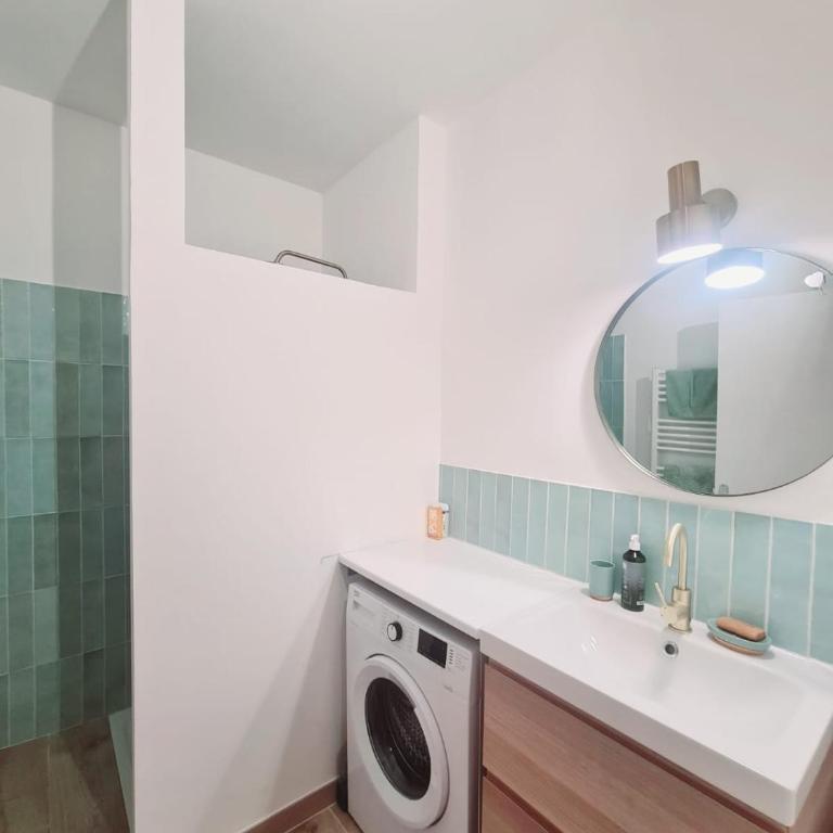 Appartement intra muros avec cour privée - Apartment mit 1 Schlafzimmer - 8