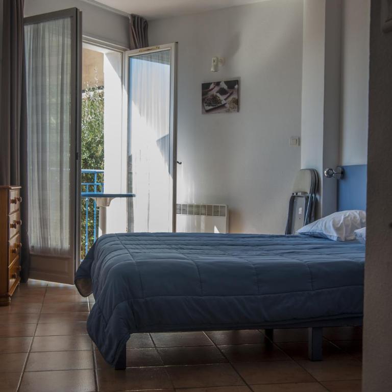 Hôtel Le Leukos - Studio with Unfurnished Juliet Balcony or Terrace - 2 Adults - 5