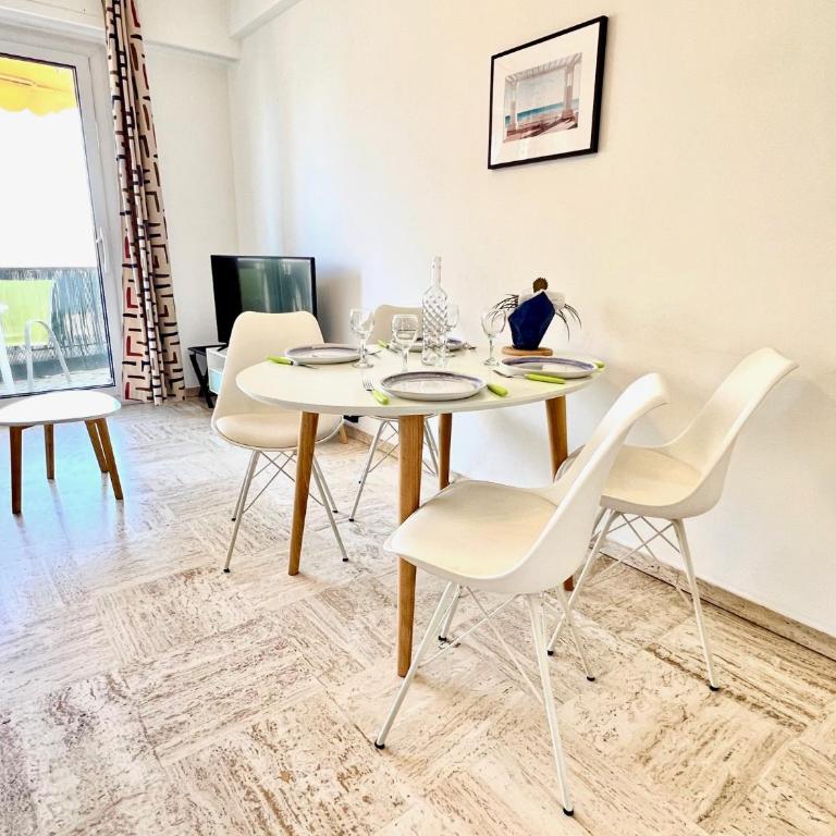 ApartHotel Riviera - Terrasse des Bougainvillees - 100m Promenade des Anglais - Appartement avec Terrasse - 3