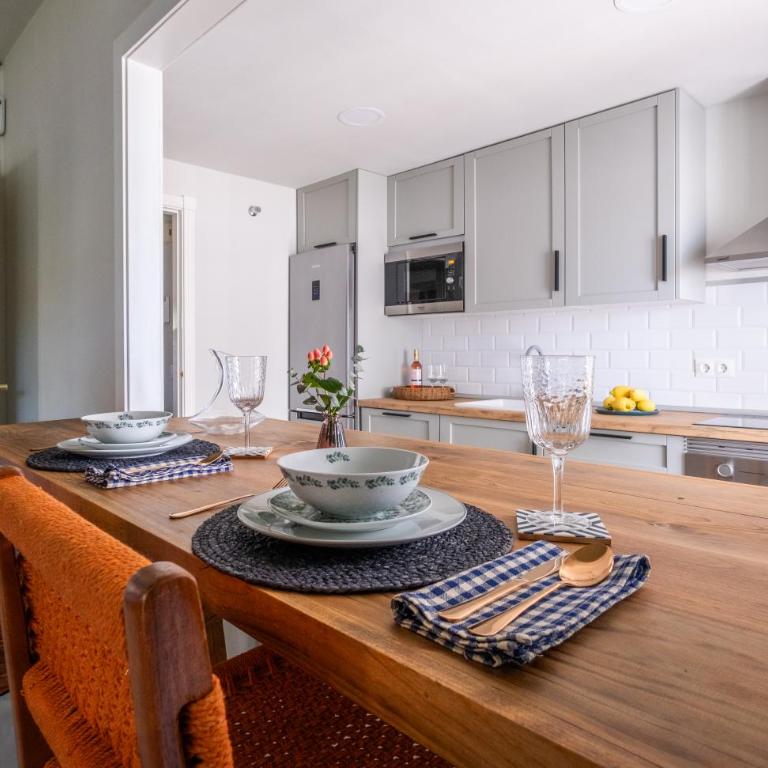 Apartamento con piscina. Los Naranjos de Marbella - Two-Bedroom Apartment - 13