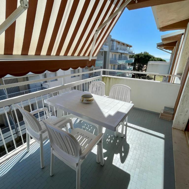 Frontemare 6 posti letto + posto auto gratuito - Two-Bedroom Apartment - 21