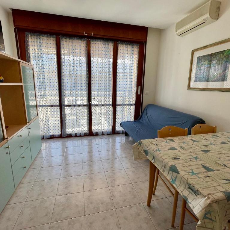 Frontemare 6 posti letto + posto auto gratuito - Two-Bedroom Apartment - 10