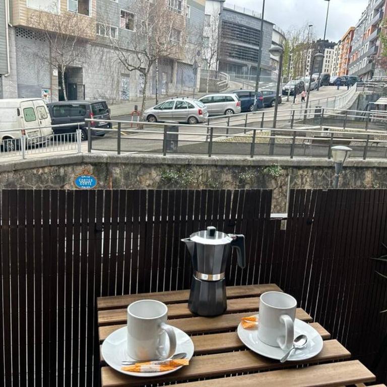 Piso Deluxe con Balcón Cerca del Casco Viejo - Apartamento de 2 dormitorios - 17