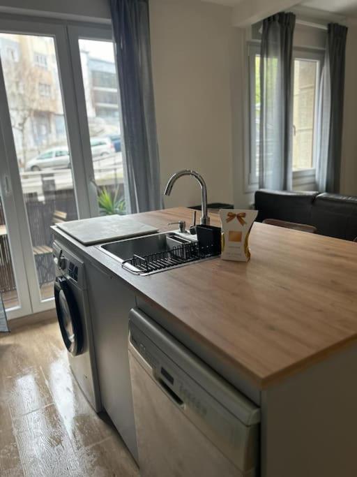Piso Deluxe con Balcón Cerca del Casco Viejo - Apartamento de 2 dormitorios - 20