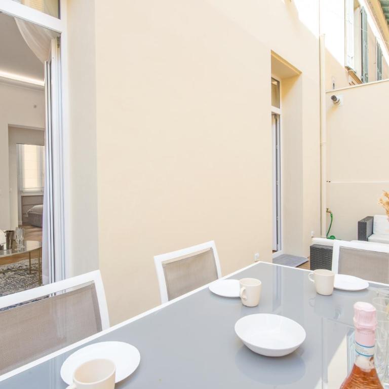 5mn Monaco - Luxueux appartement - BT - Appartement 1 Chambre - 25