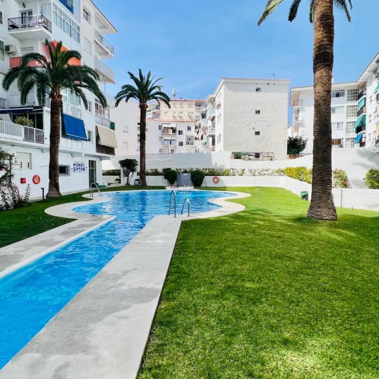 Estudio céntrico con balcón y piscina by South Costa - Apartamento de 1 dormitorio - 11
