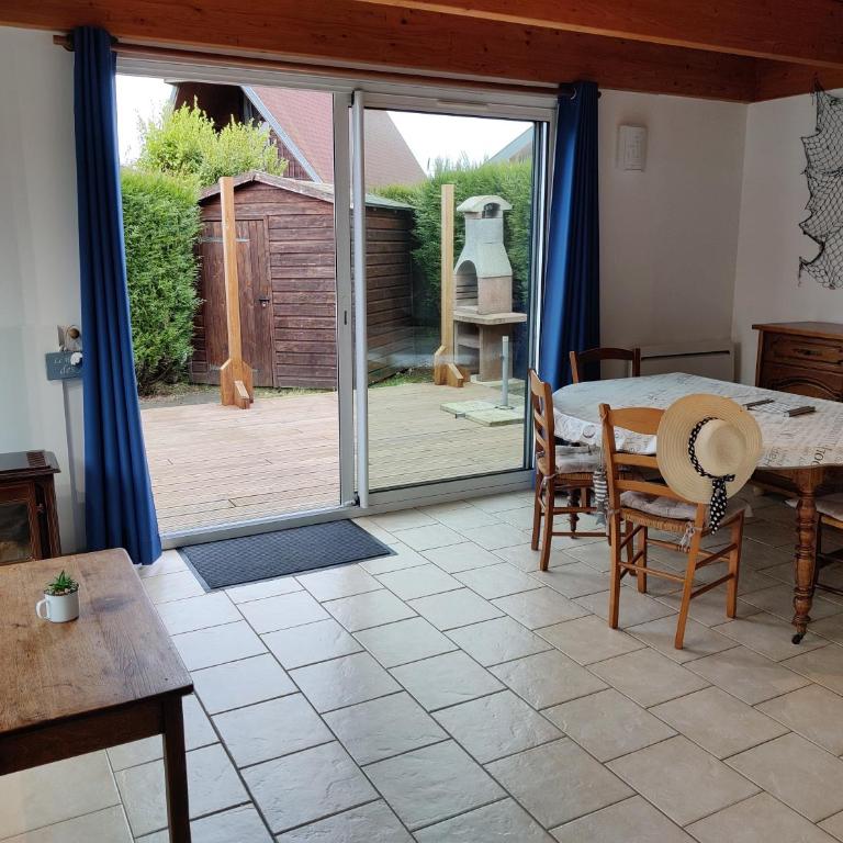 Maison calme et lumineuse de plain-pied, jardin et piscine - Chalet 1 Chambre - 21