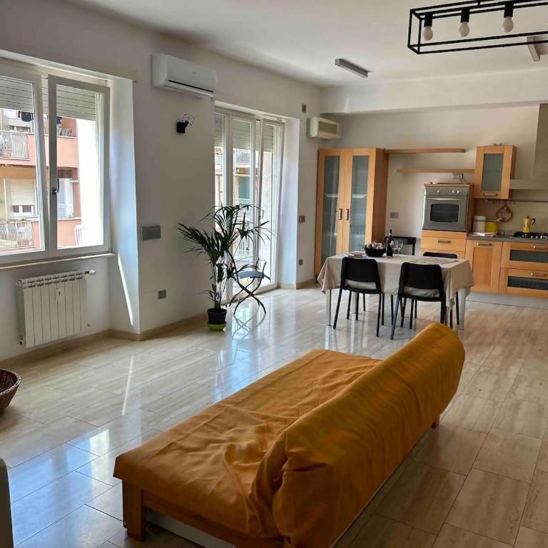 Gabbo - House - Two-Bedroom Apartment - 39