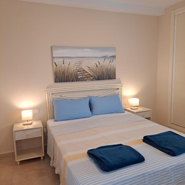 Esmeralda Seaview-Suites - One-Bedroom Apartment - 14