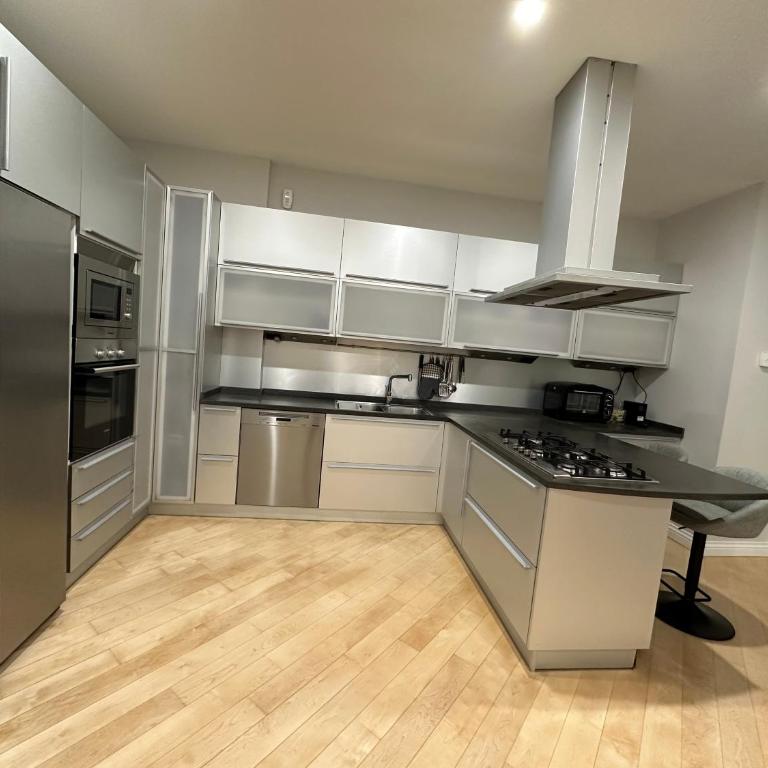 -Villa Paola city center- Luxury House in town centre - Three-Bedroom Apartment - 23