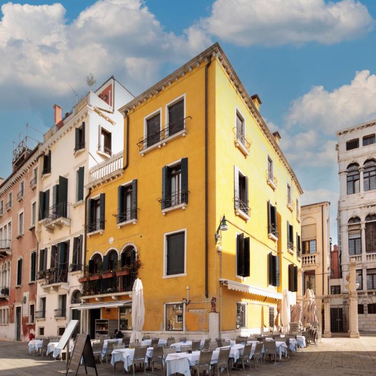 Residenza Fiore - Camera Deluxe (2 Adulti + 1 Bambino) - 9