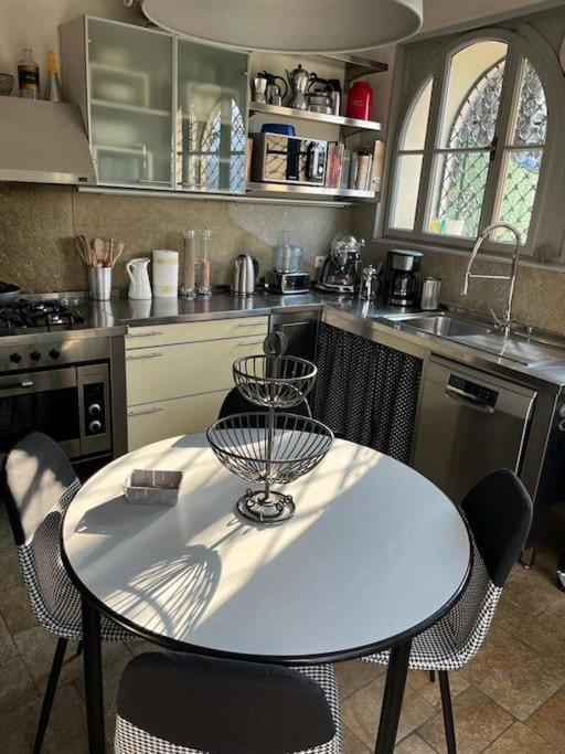 Charming Villa Giancarla - Casa con 3 Camere da Letto - 9
