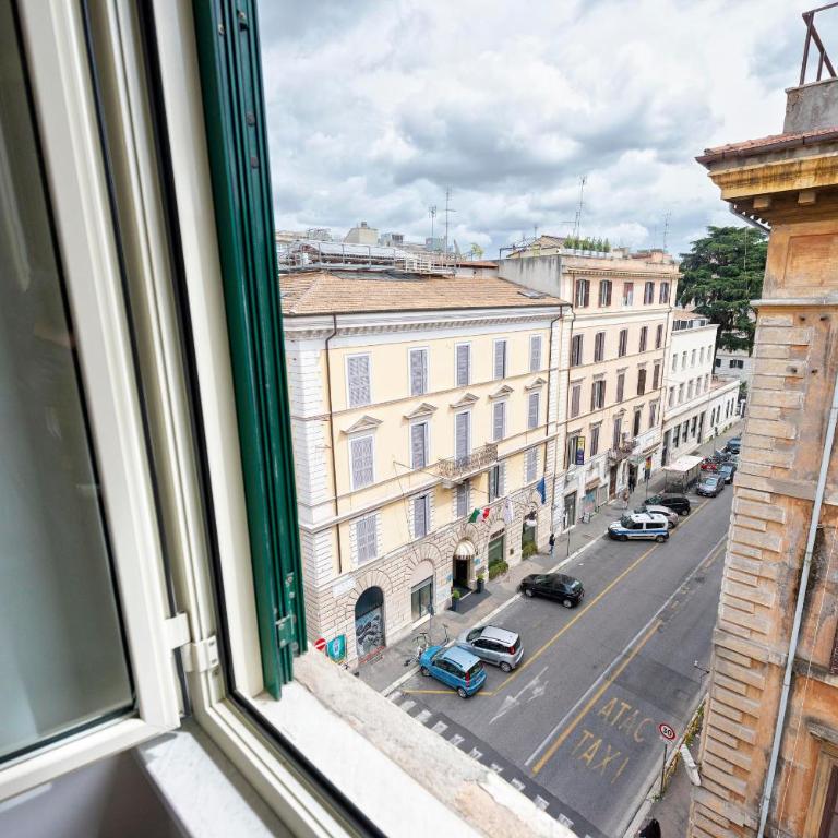 Redseven Rome Apartments - Appartamento con 2 Camere da Letto - 11