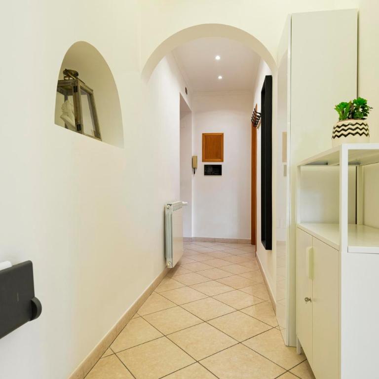 Redseven Rome Apartments - Appartamento con 2 Camere da Letto - 8
