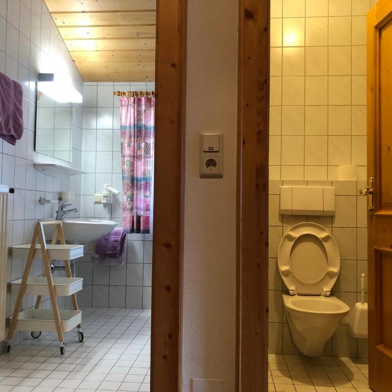 Haus Sabrina - Apartment mit 1 Schlafzimmer und Balkon - 11